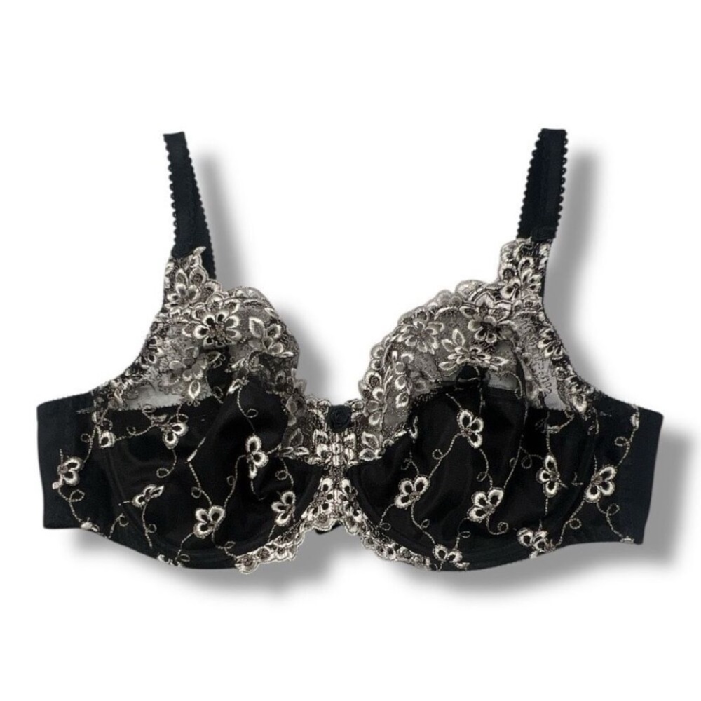 RIGBY & PELLER LONDON lace floral underwire bra size 38C.